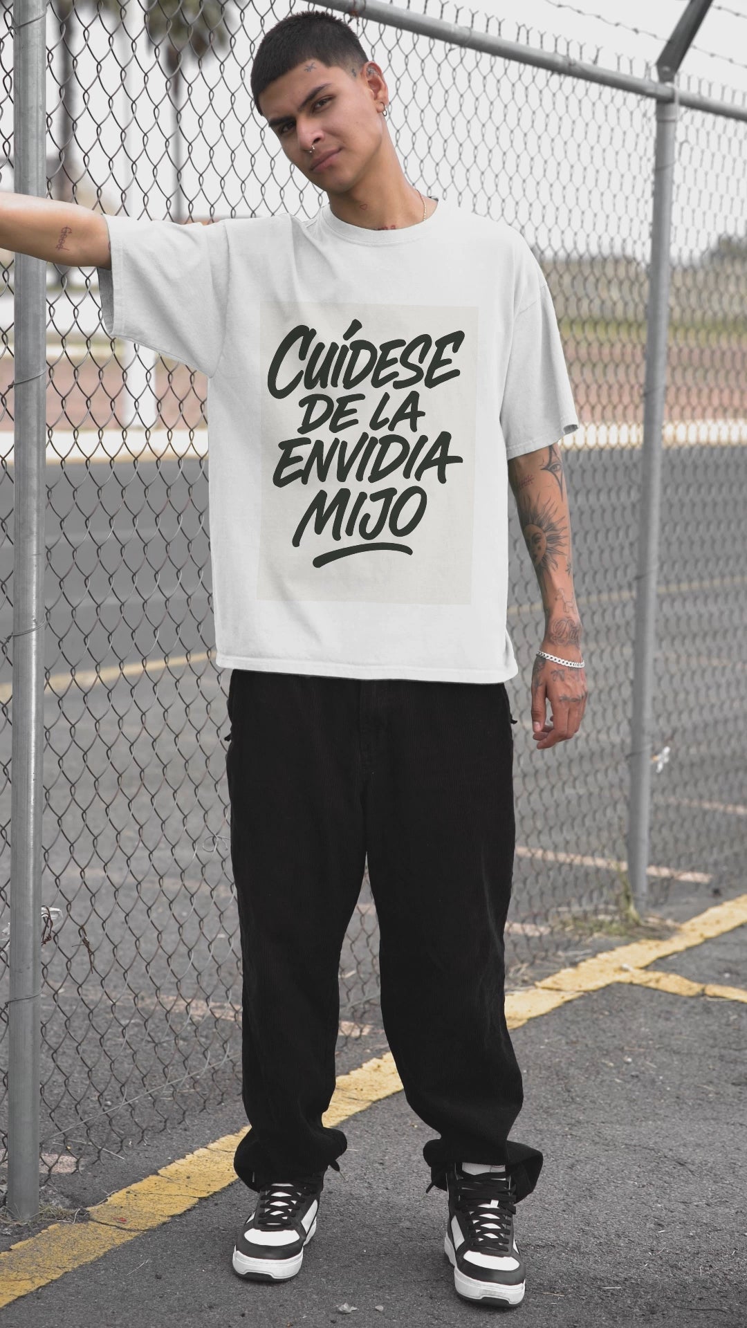 Camiseta para hombre "Cuídese de la envidia mijo"